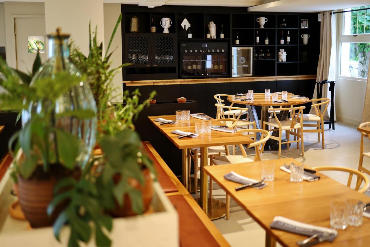 Logis Hotel & Restaurant Le Vert Bocage Franqueville-Saint-Pierre Exterior photo