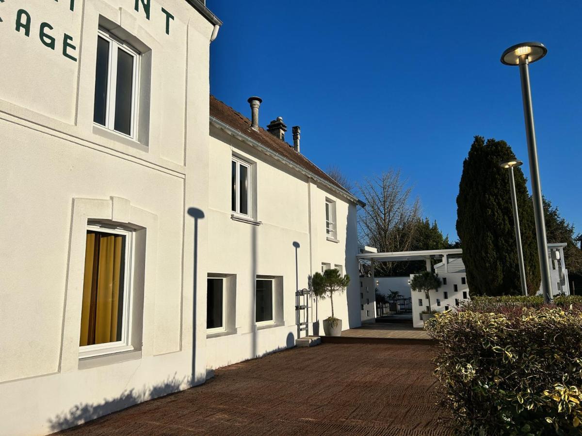 Logis Hotel & Restaurant Le Vert Bocage Franqueville-Saint-Pierre Exterior photo