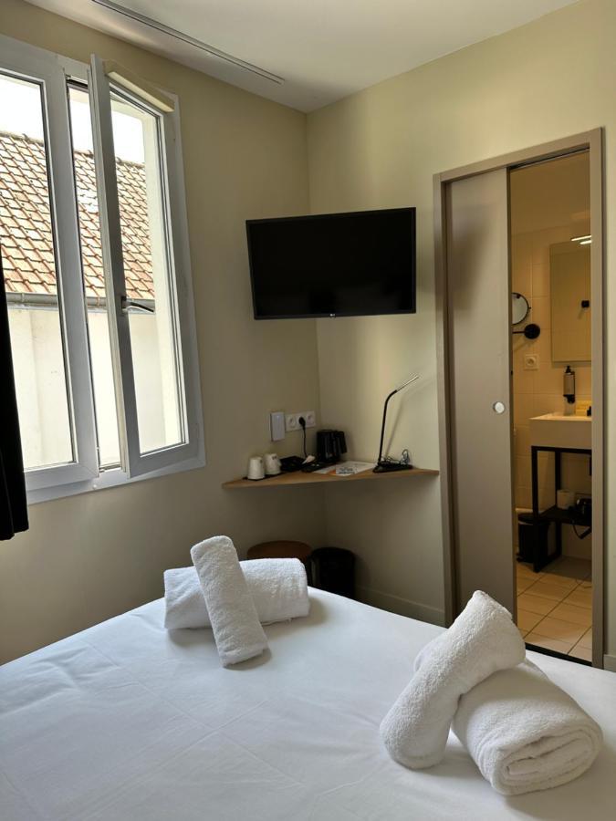Logis Hotel & Restaurant Le Vert Bocage Franqueville-Saint-Pierre Exterior photo