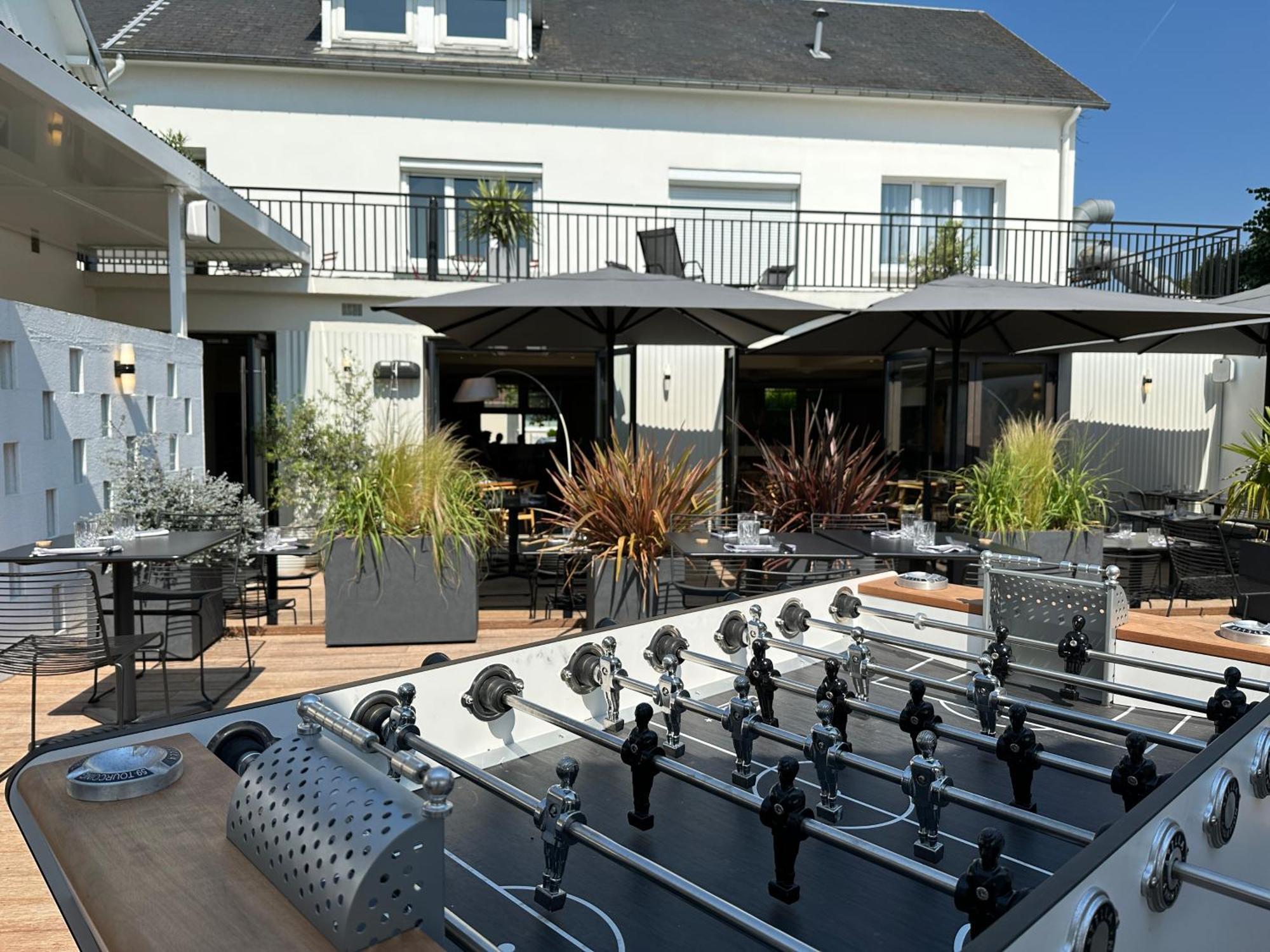 Logis Hotel & Restaurant Le Vert Bocage Franqueville-Saint-Pierre Exterior photo