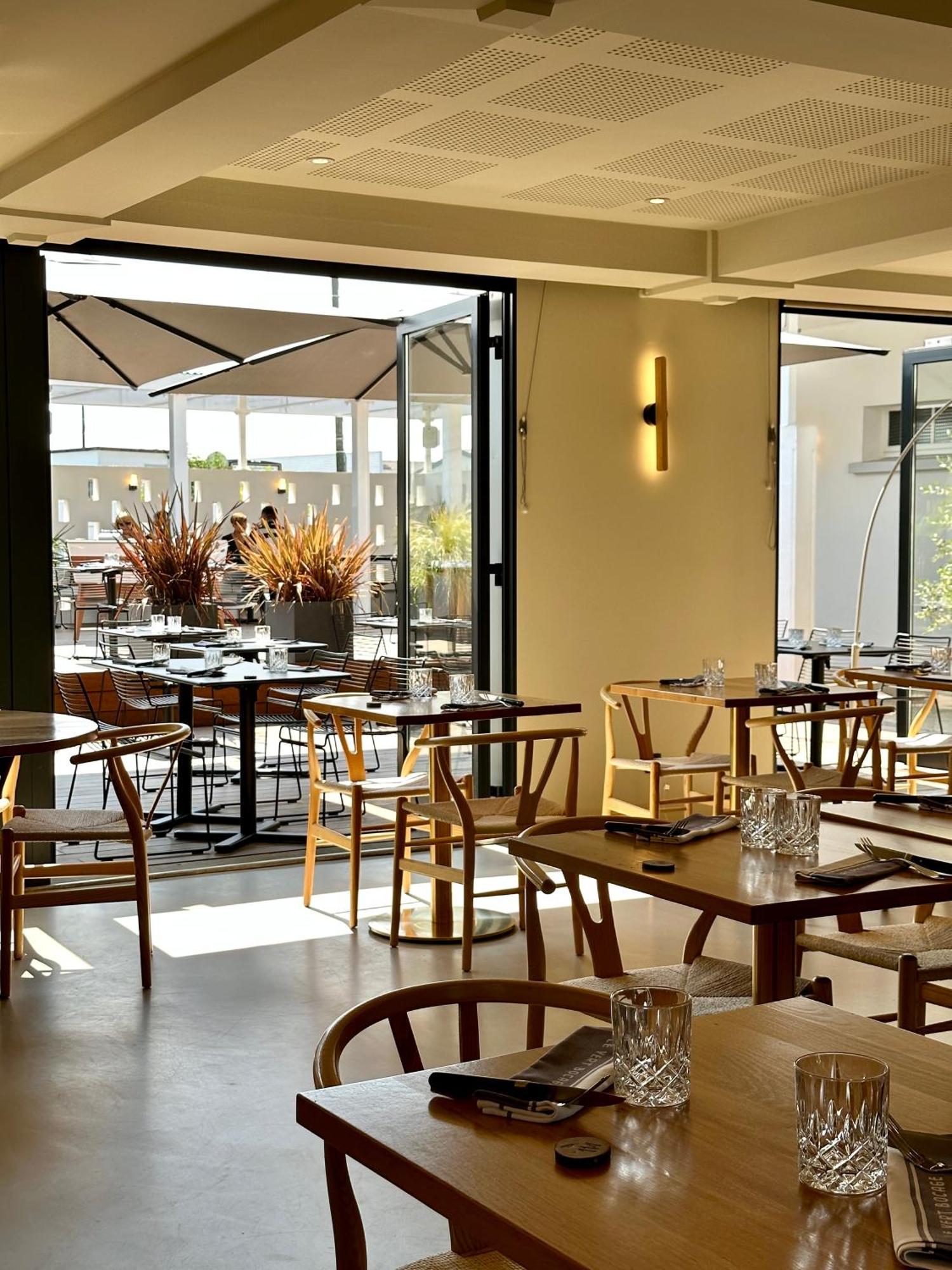 Logis Hotel & Restaurant Le Vert Bocage Franqueville-Saint-Pierre Exterior photo