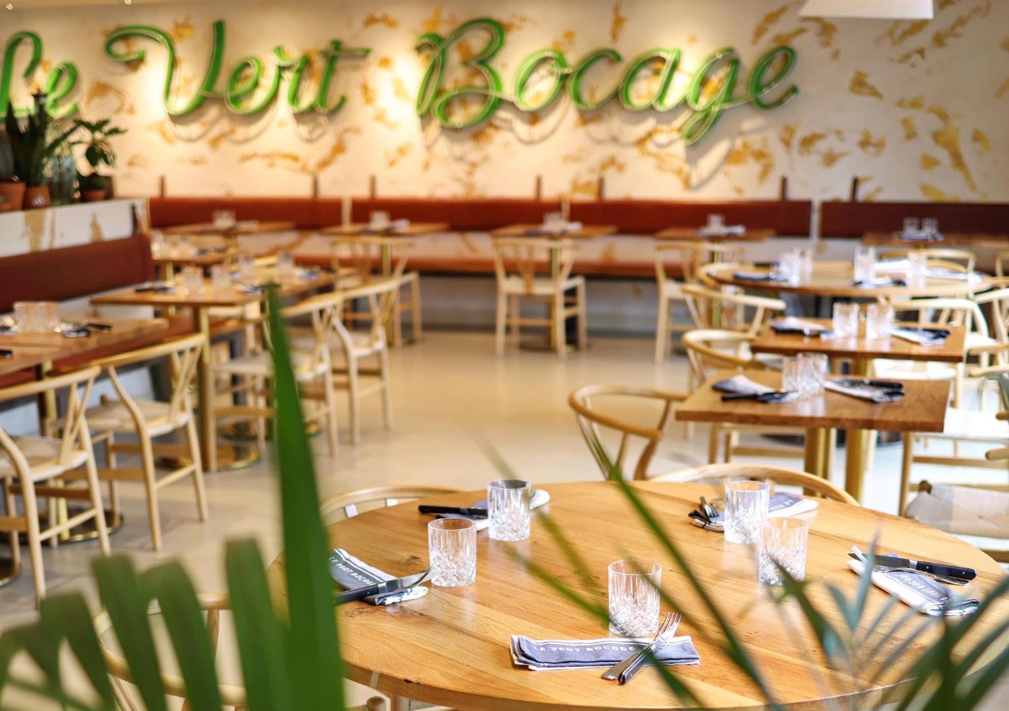 Logis Hotel & Restaurant Le Vert Bocage Franqueville-Saint-Pierre Exterior photo